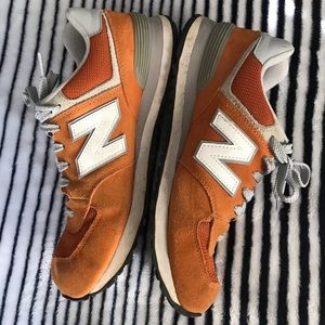 New Balance classic 574, color orange, size 9